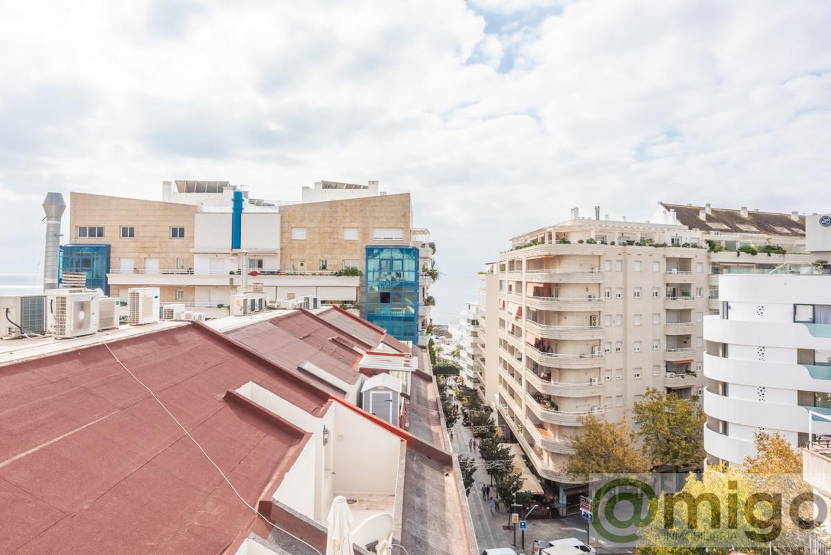 For sale of penthouse in Marbella