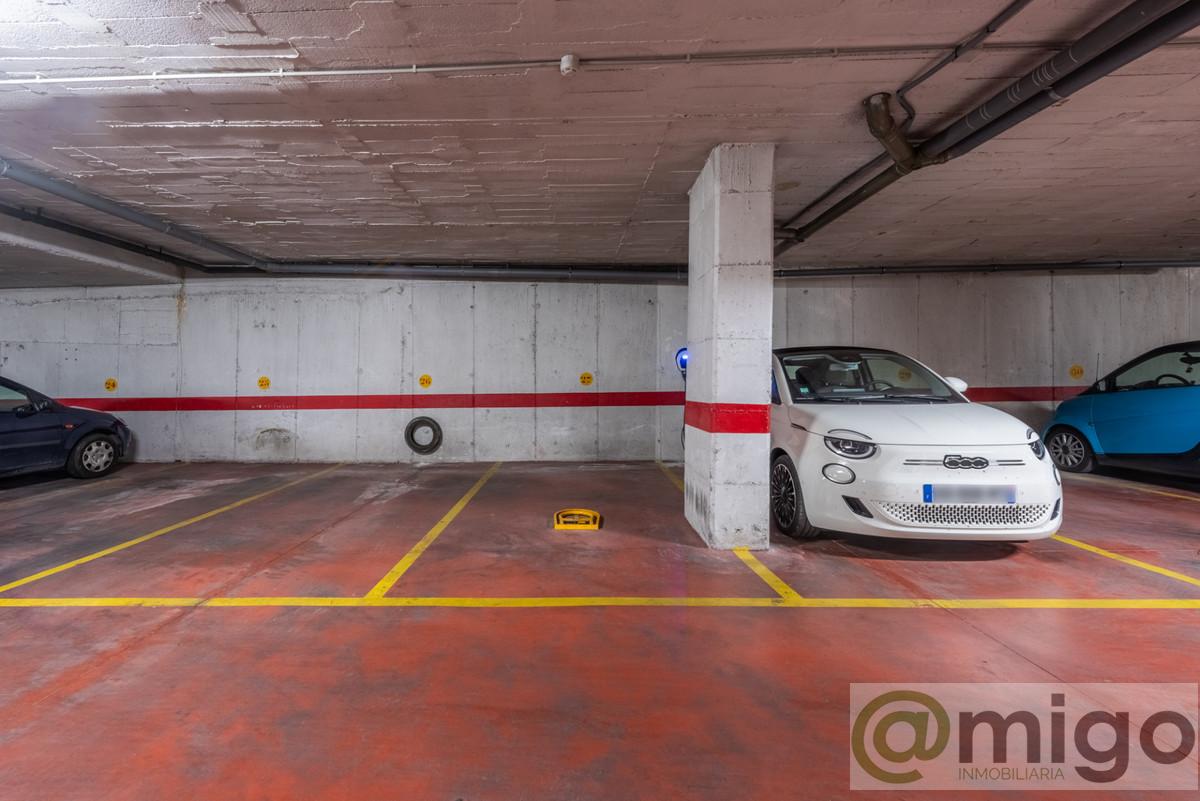 For sale of penthouse in Marbella