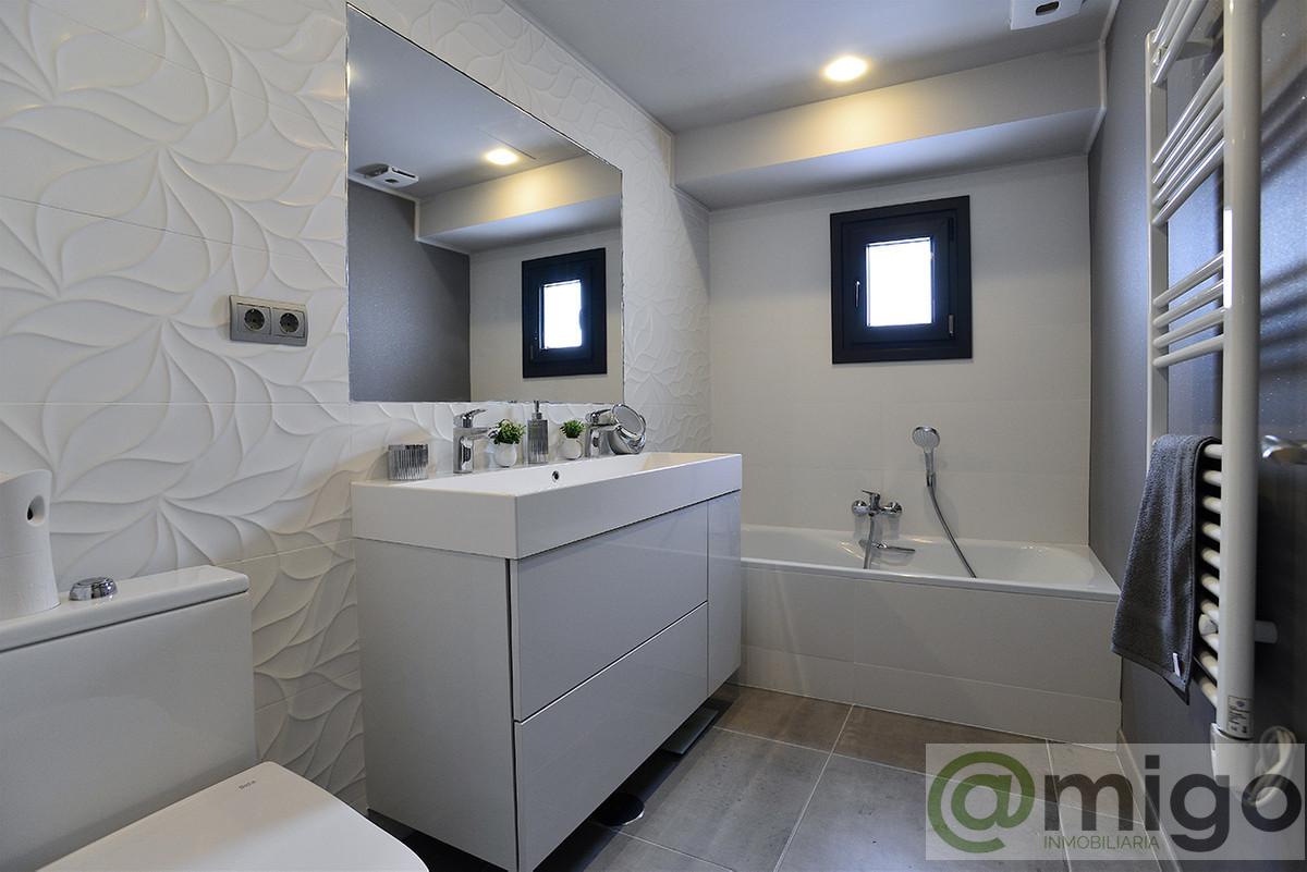 For sale of apartment in Marbella