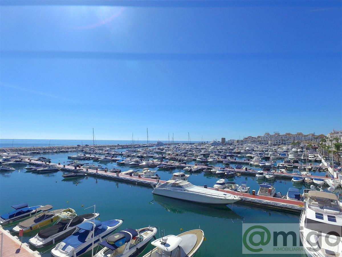 For sale of apartment in Marbella