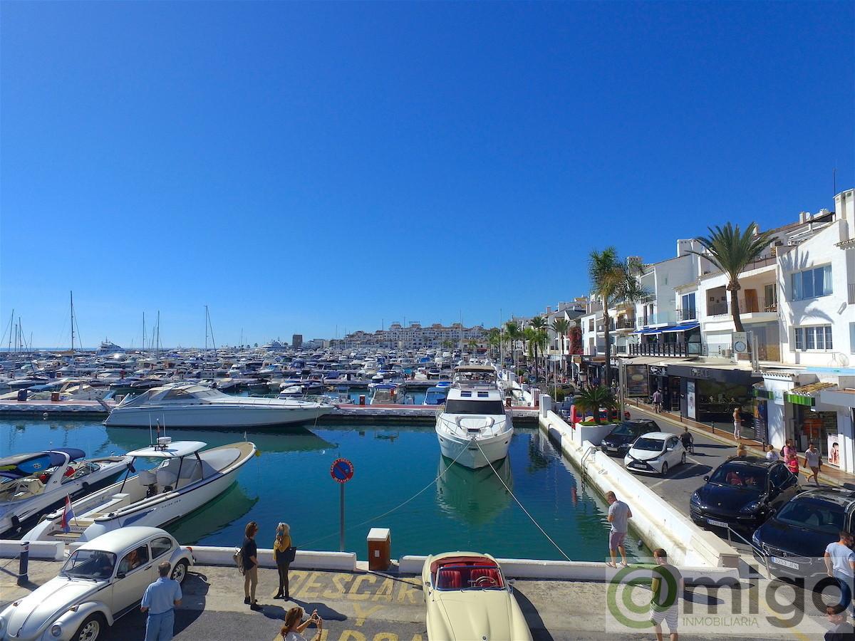 For sale of apartment in Marbella