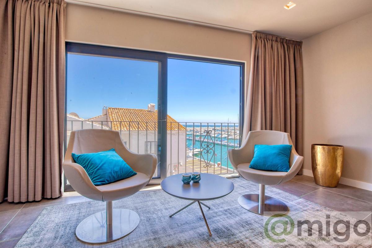 For sale of apartment in Marbella