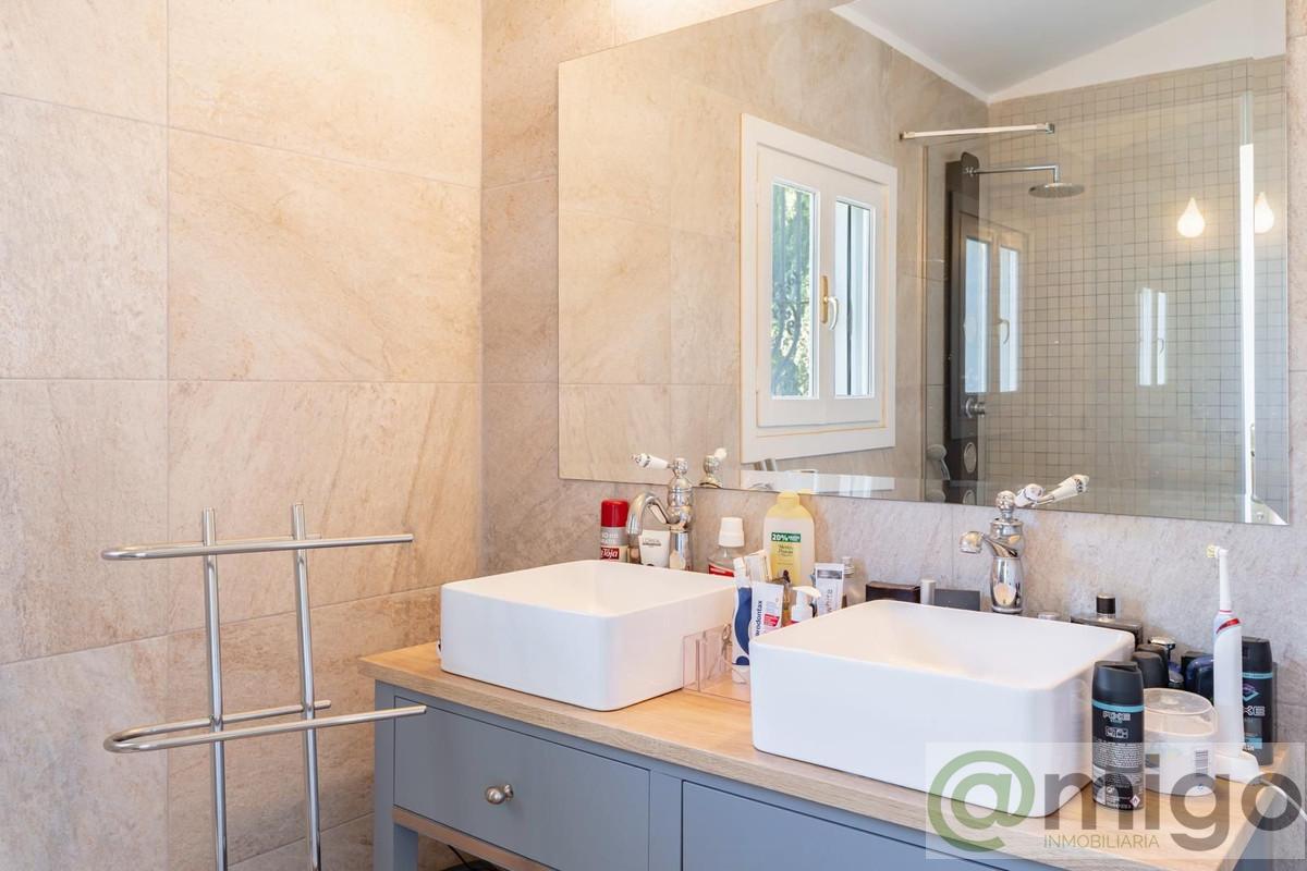 For sale of villa in Marbella
