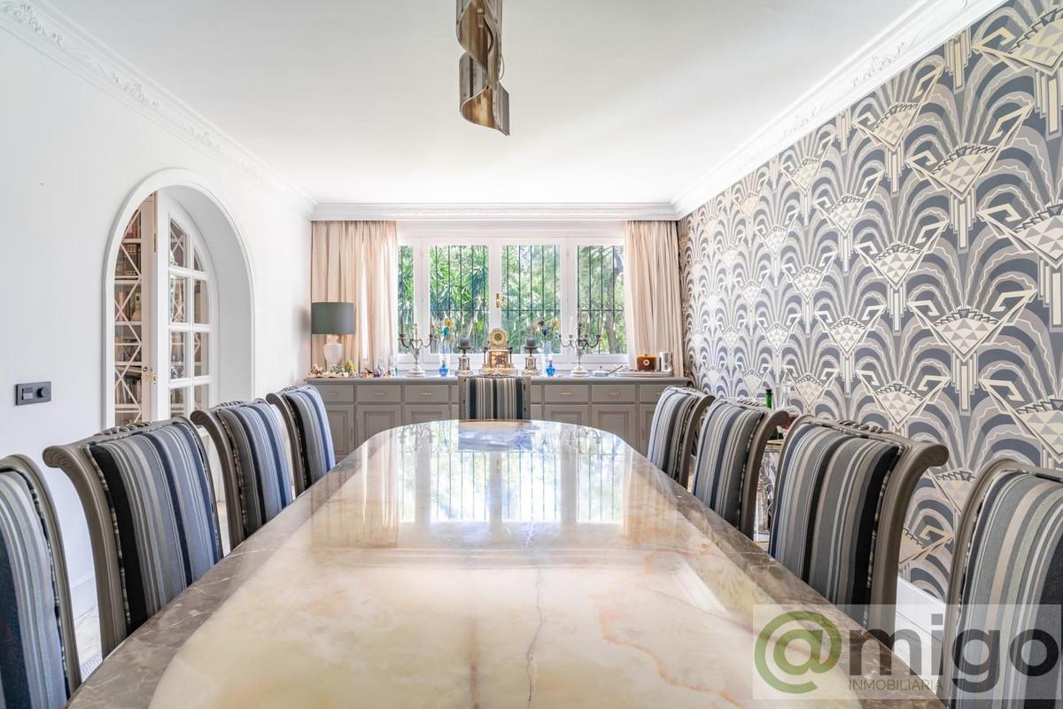 For sale of villa in Marbella