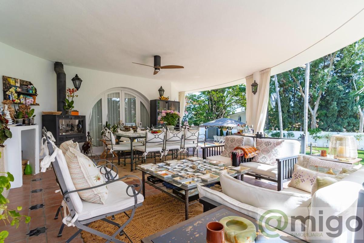 For sale of villa in Marbella