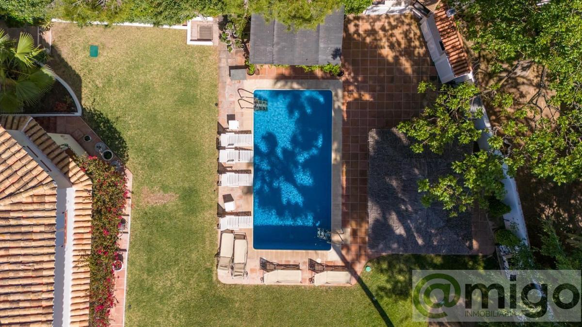 For sale of villa in Marbella