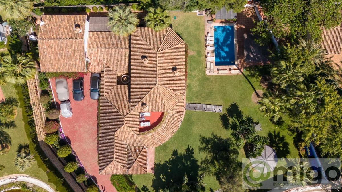 For sale of villa in Marbella