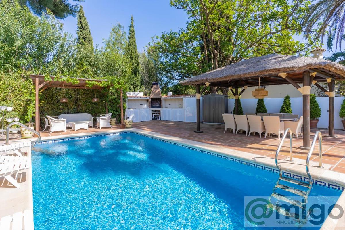 For sale of villa in Marbella