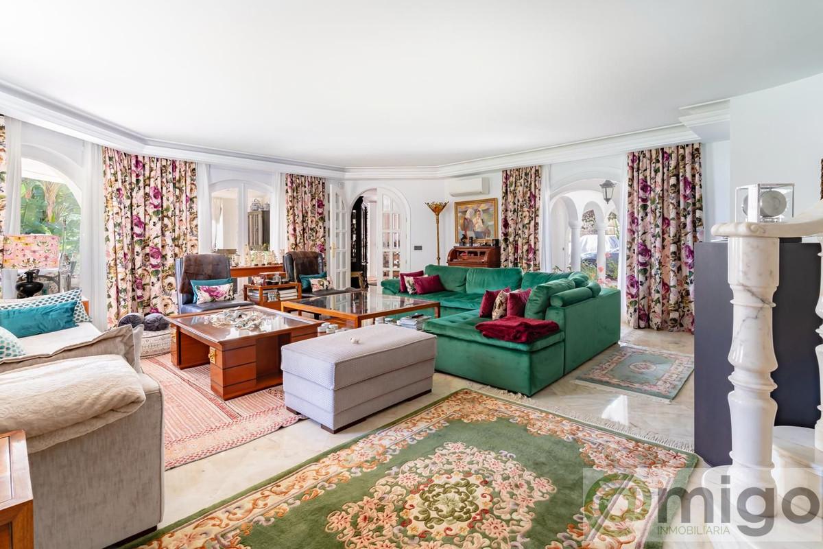 For sale of villa in Marbella