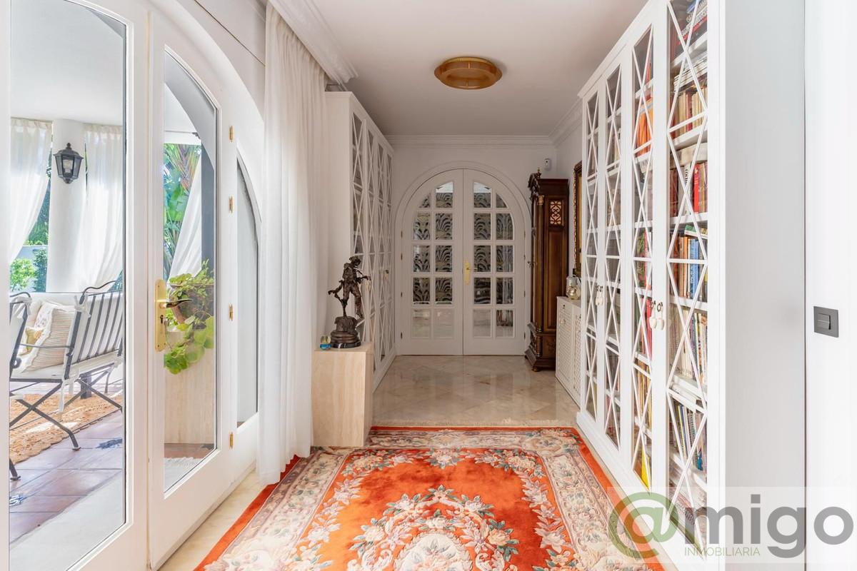 For sale of villa in Marbella