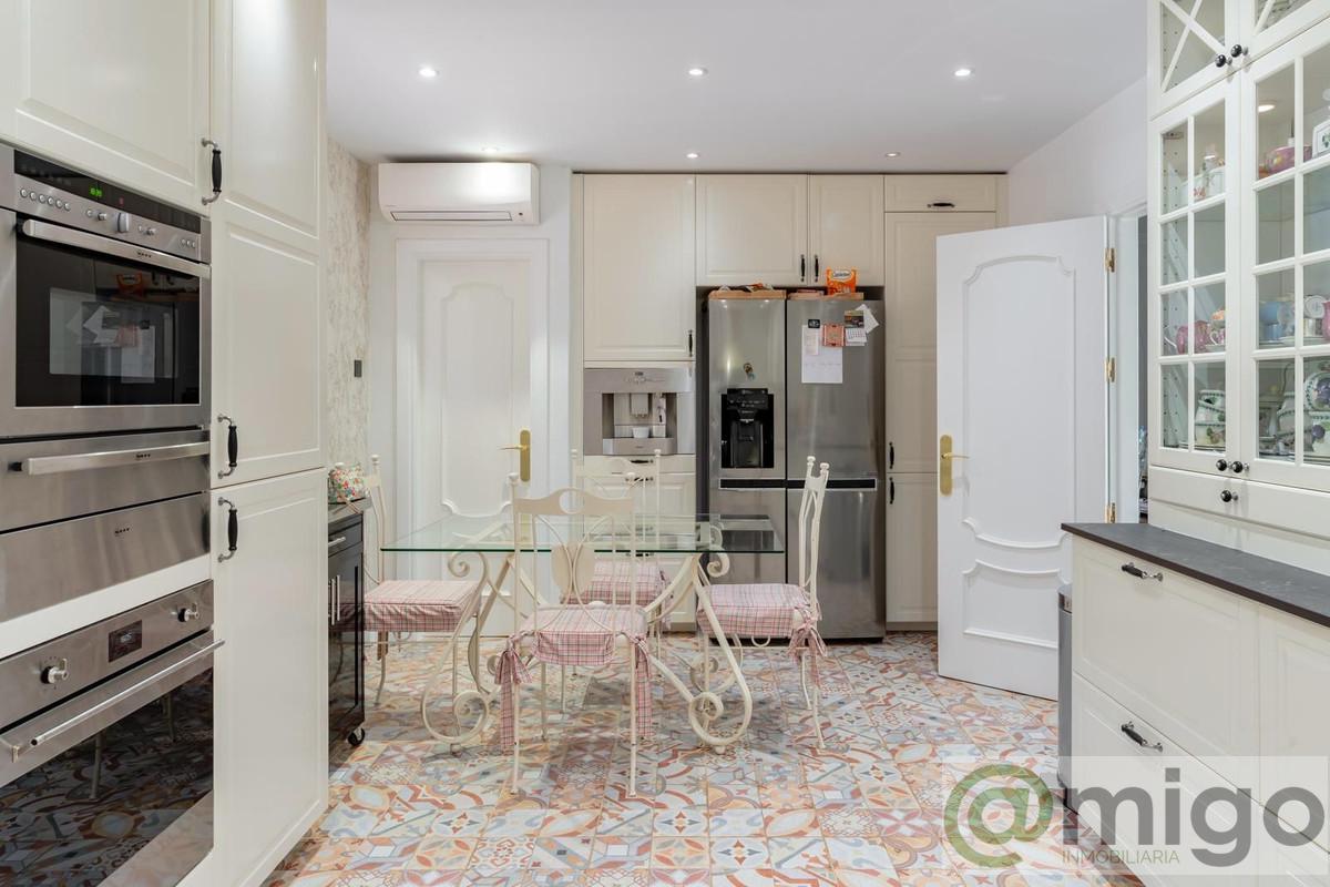 For sale of villa in Marbella