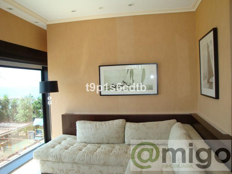 For sale of apartment in Marbella