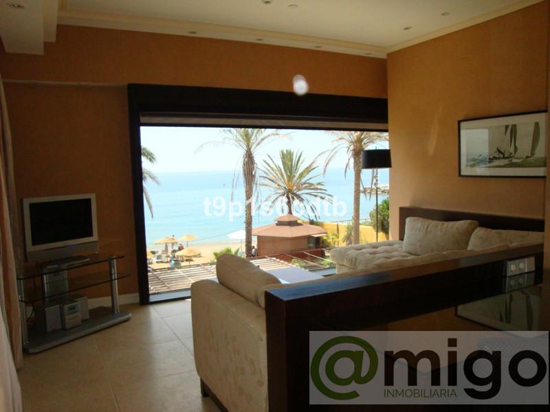 For sale of apartment in Marbella