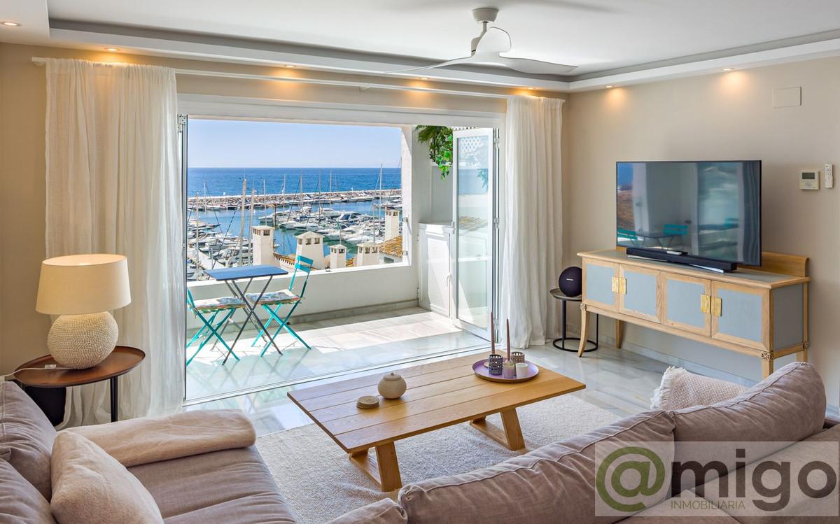 For sale of apartment in Marbella