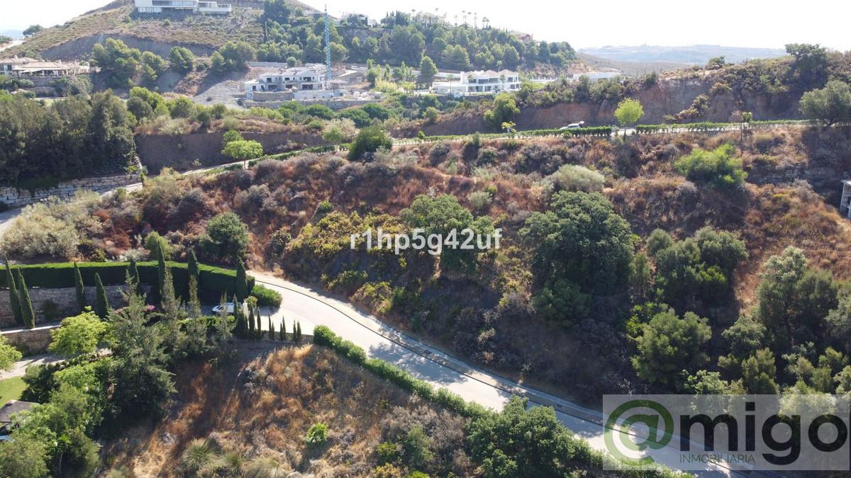 For sale of land in Marbella