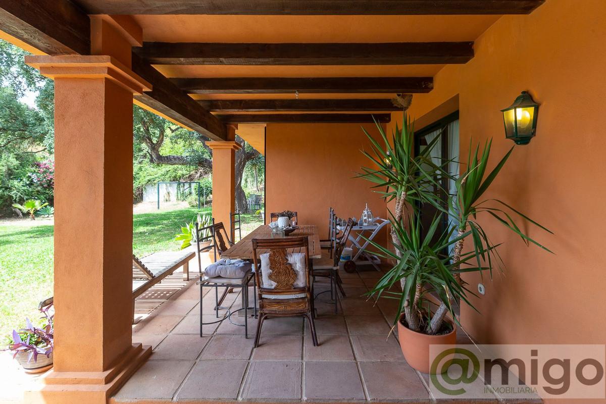 Venta de villa en Calahonda