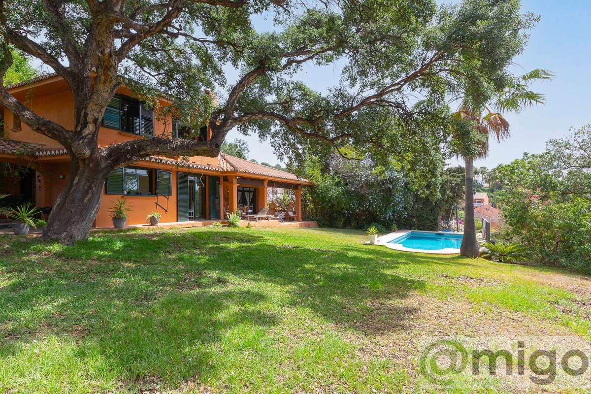 Venta de villa en Calahonda