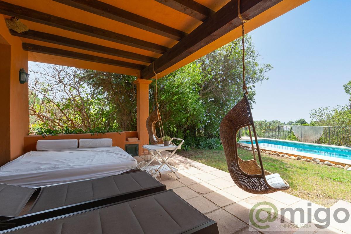 Venta de villa en Calahonda