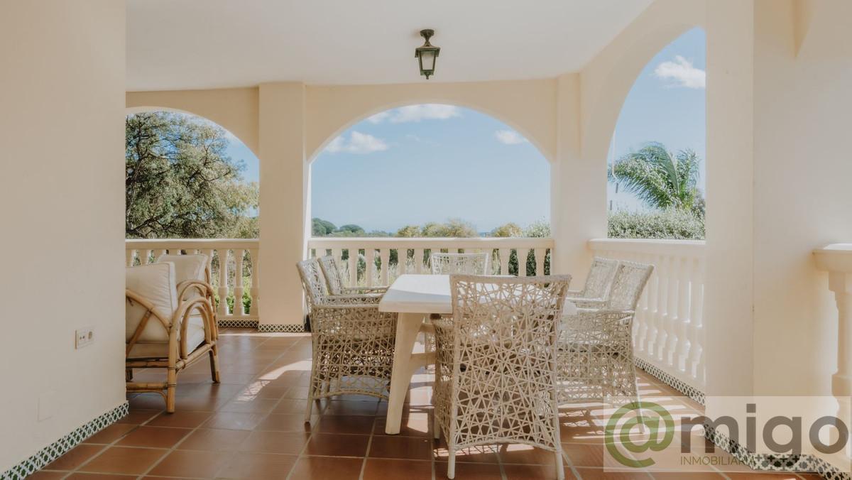 Venta de villa en Marbesa
