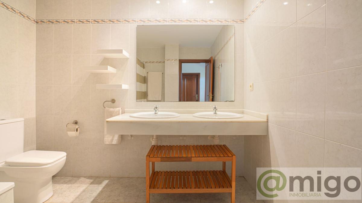 Venta de villa en Marbesa