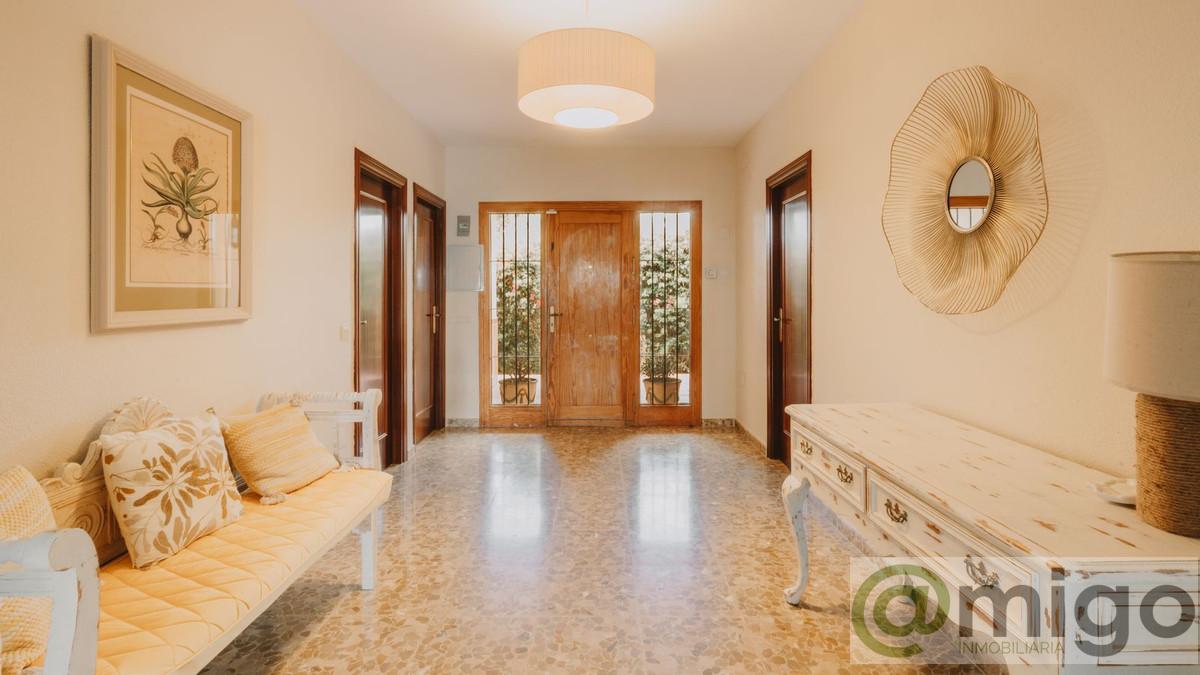 Venta de villa en Marbesa