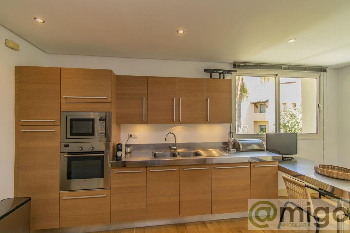 For sale of penthouse in Marbella