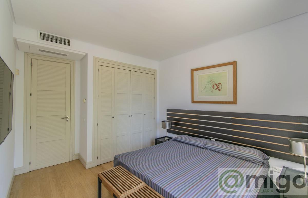 For sale of penthouse in Marbella