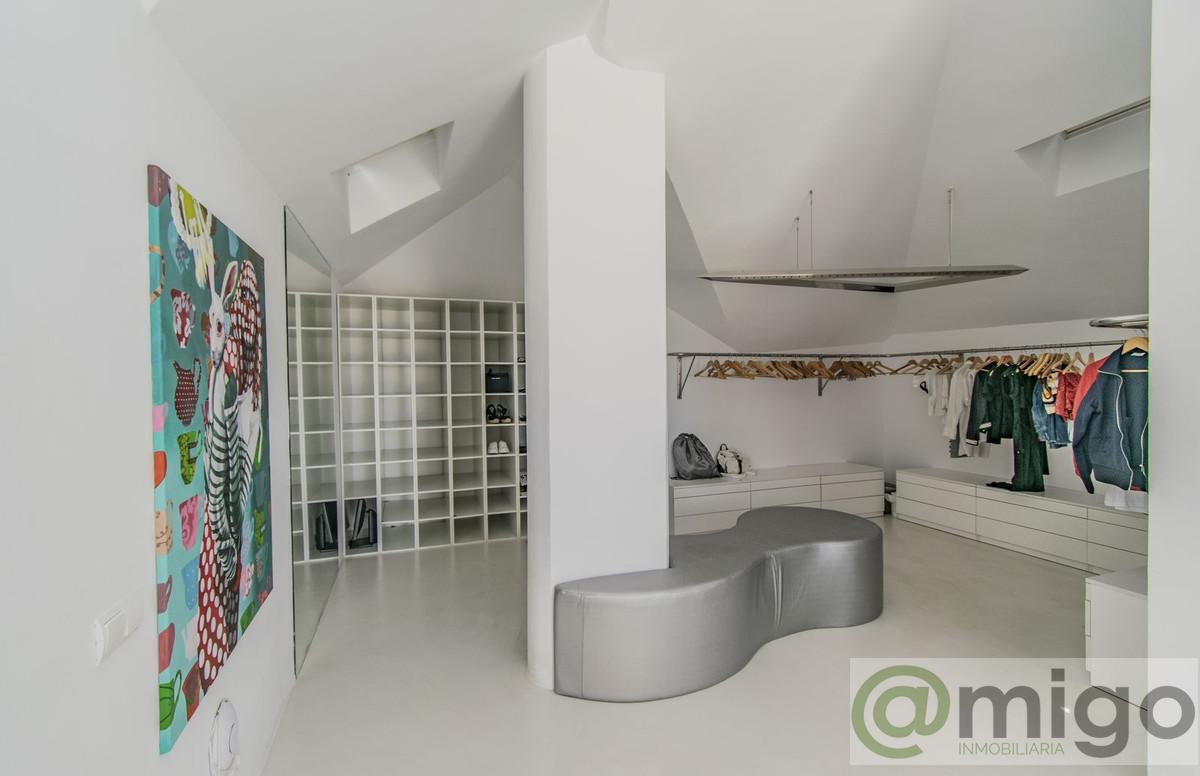 For sale of penthouse in Marbella