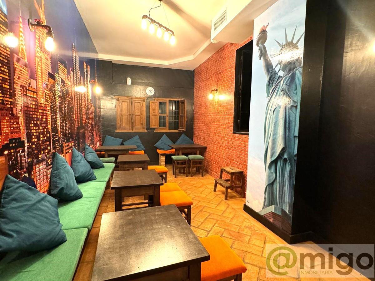 For sale of premises in Benalmadena