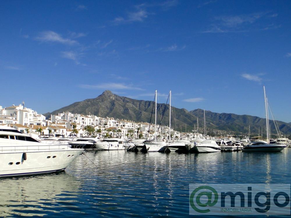 For sale of apartment in Marbella