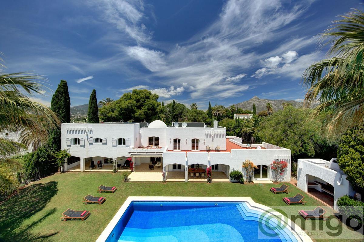 For sale of villa in Marbella
