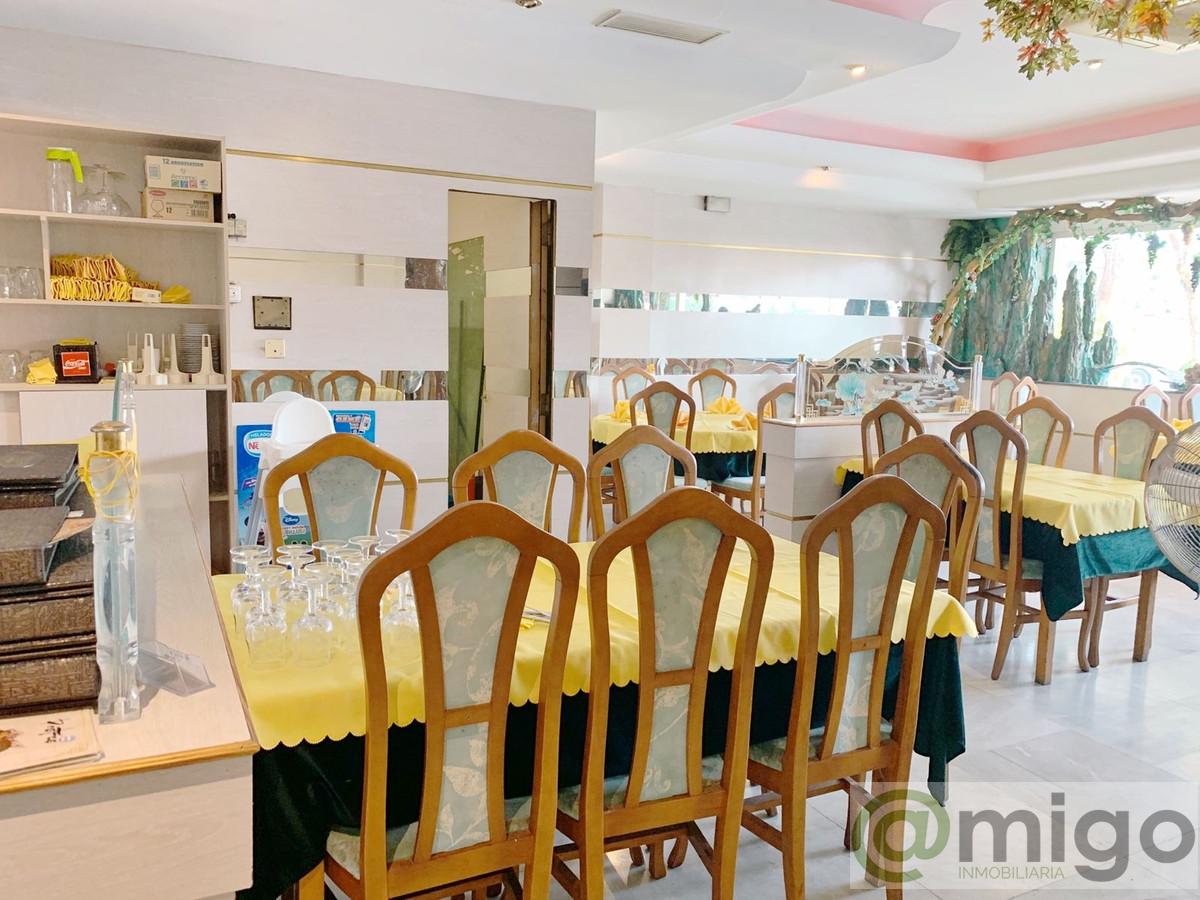 Venta de local en Calahonda