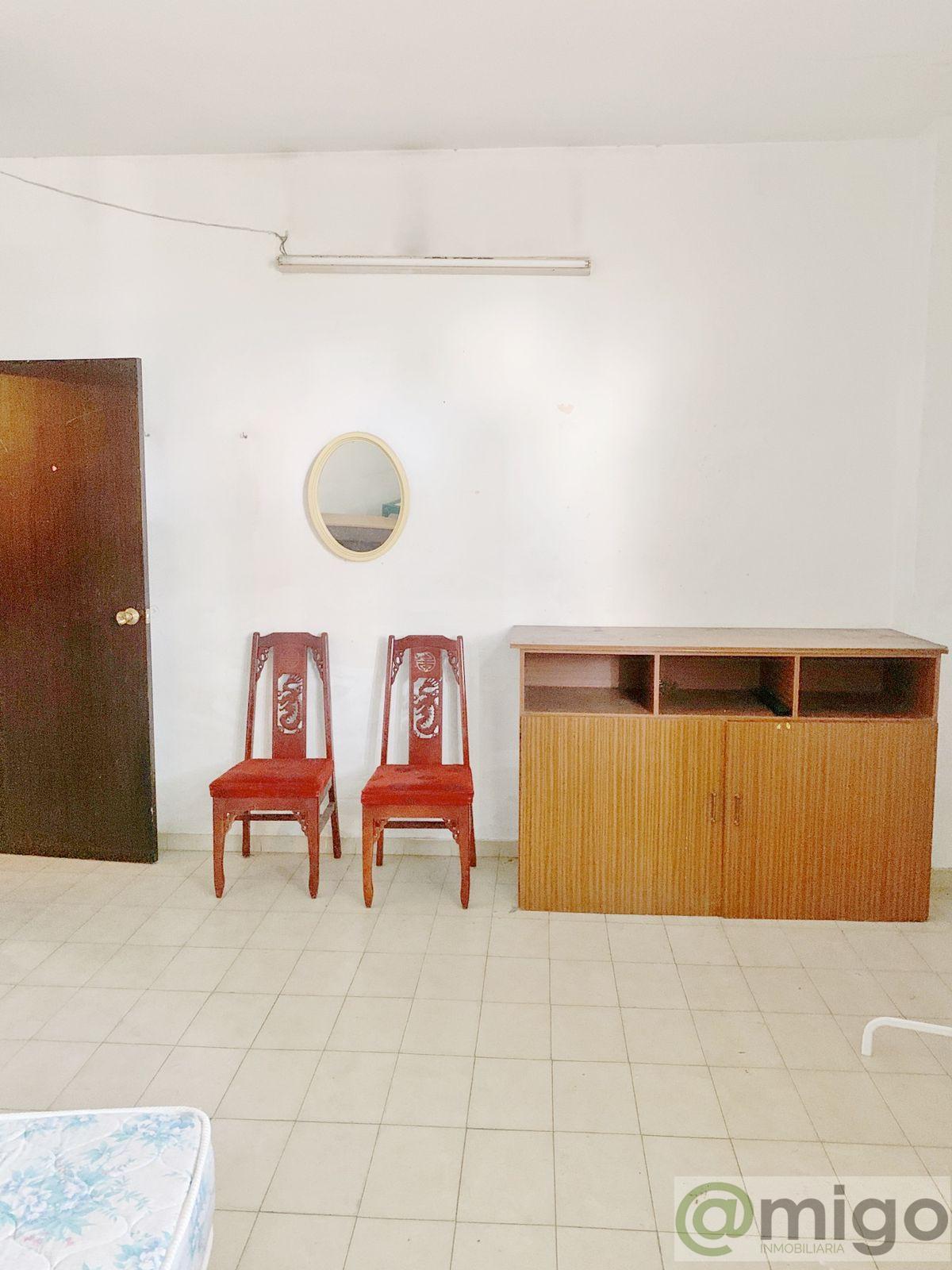 Venta de local en Calahonda