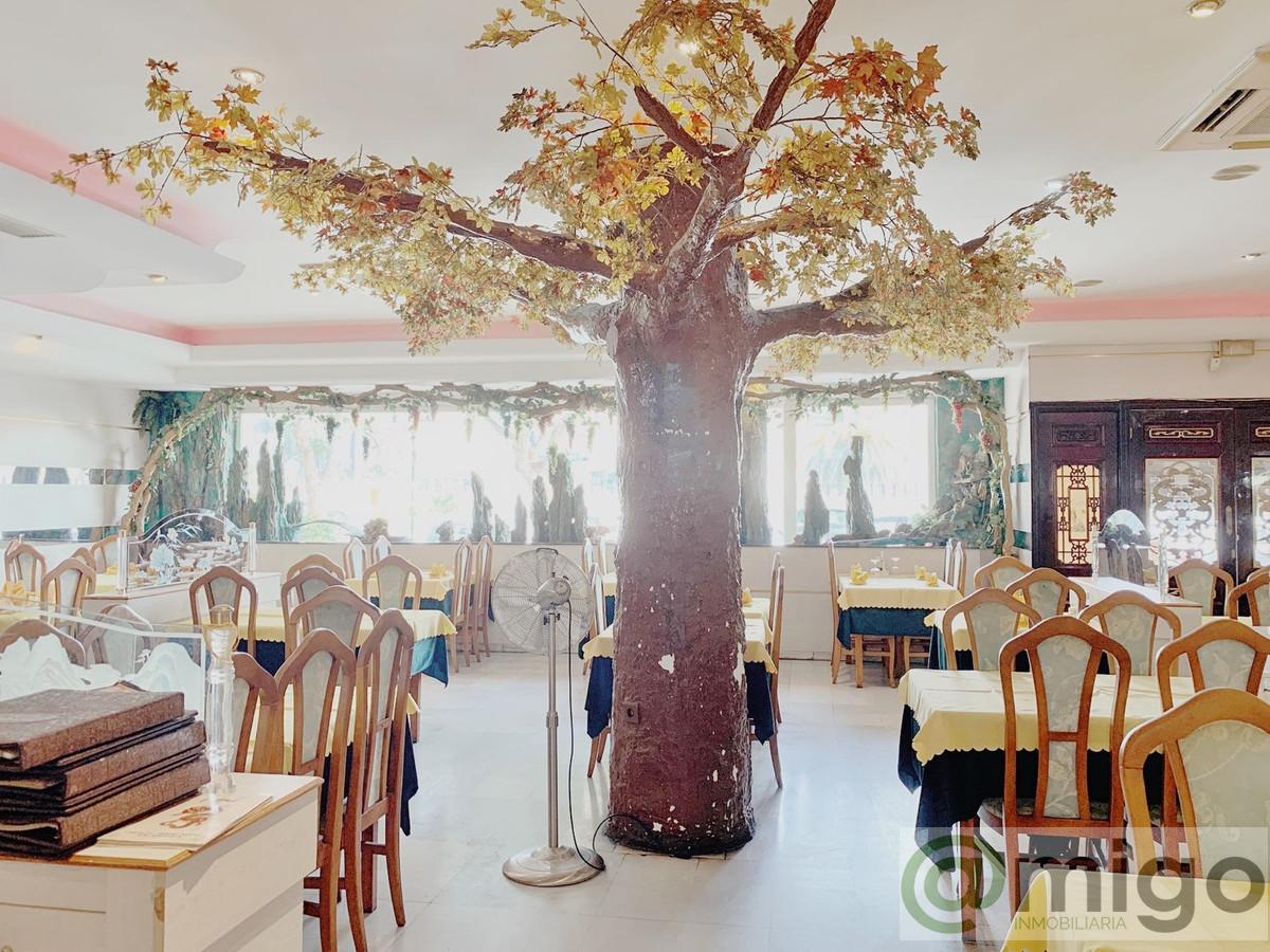 Venta de local en Calahonda