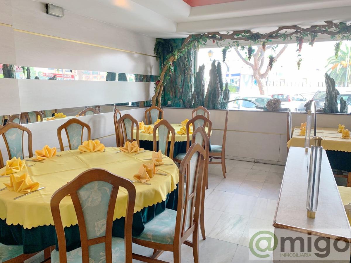 Venta de local en Calahonda