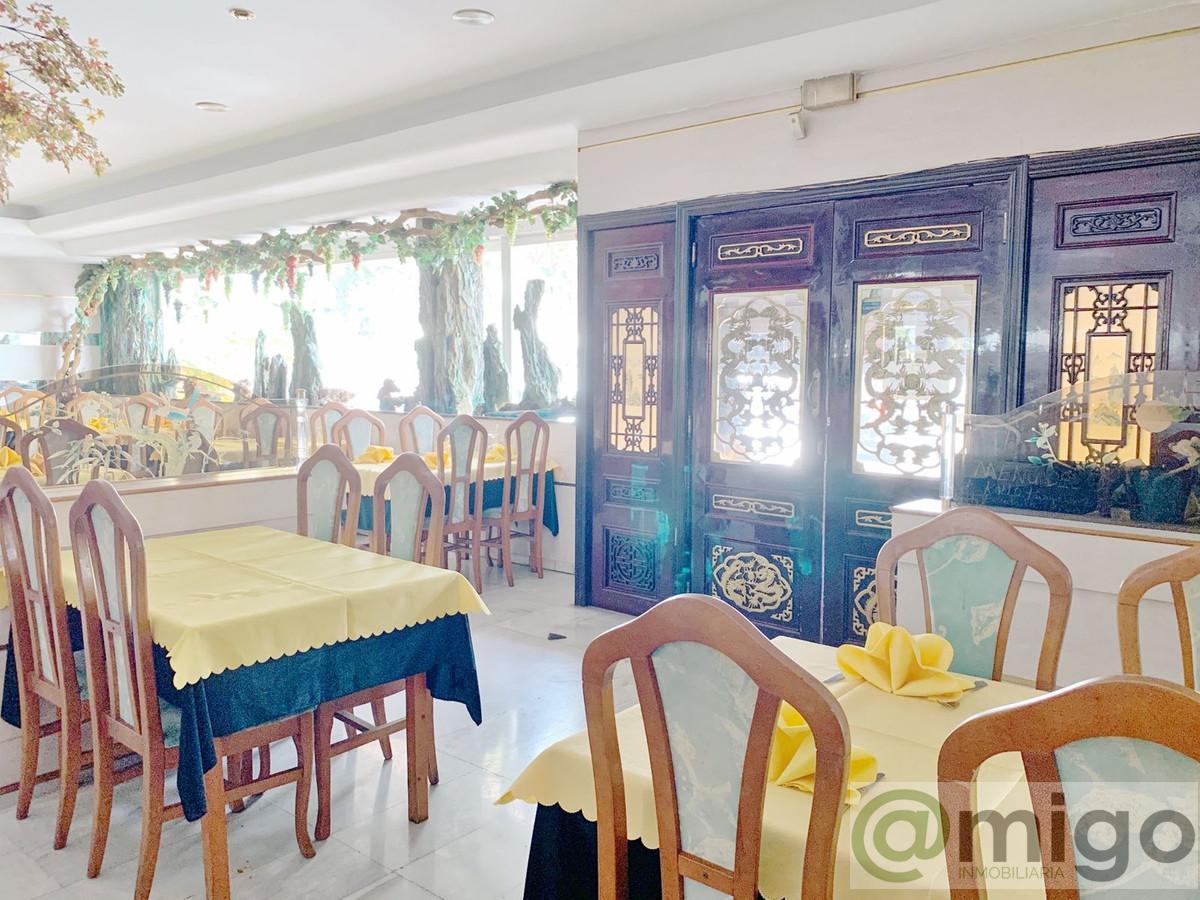 Venta de local en Calahonda