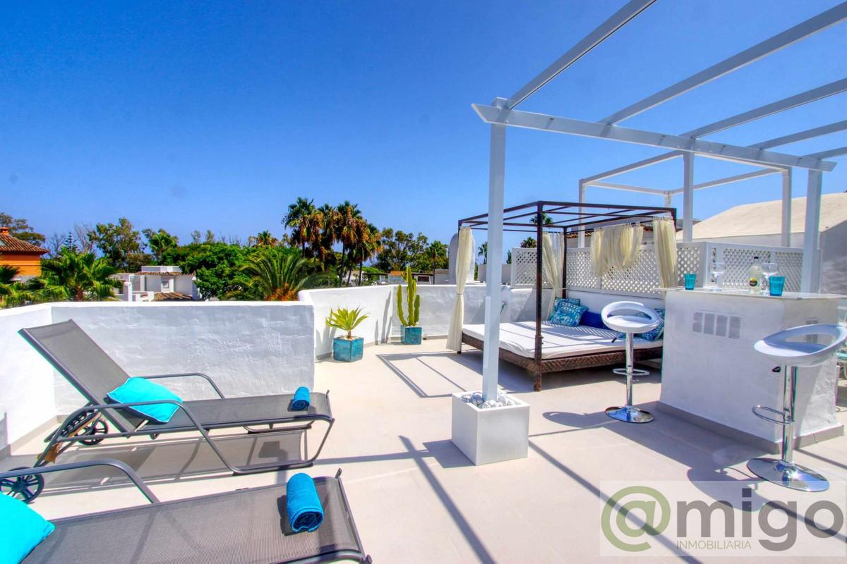 For sale of penthouse in Marbella