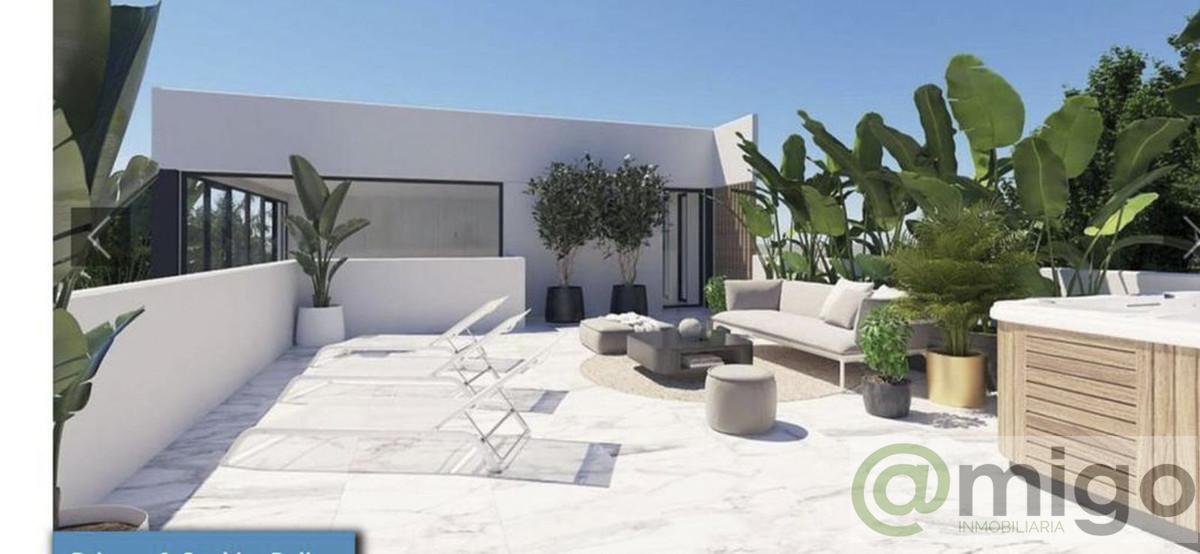 For sale of villa in Estepona