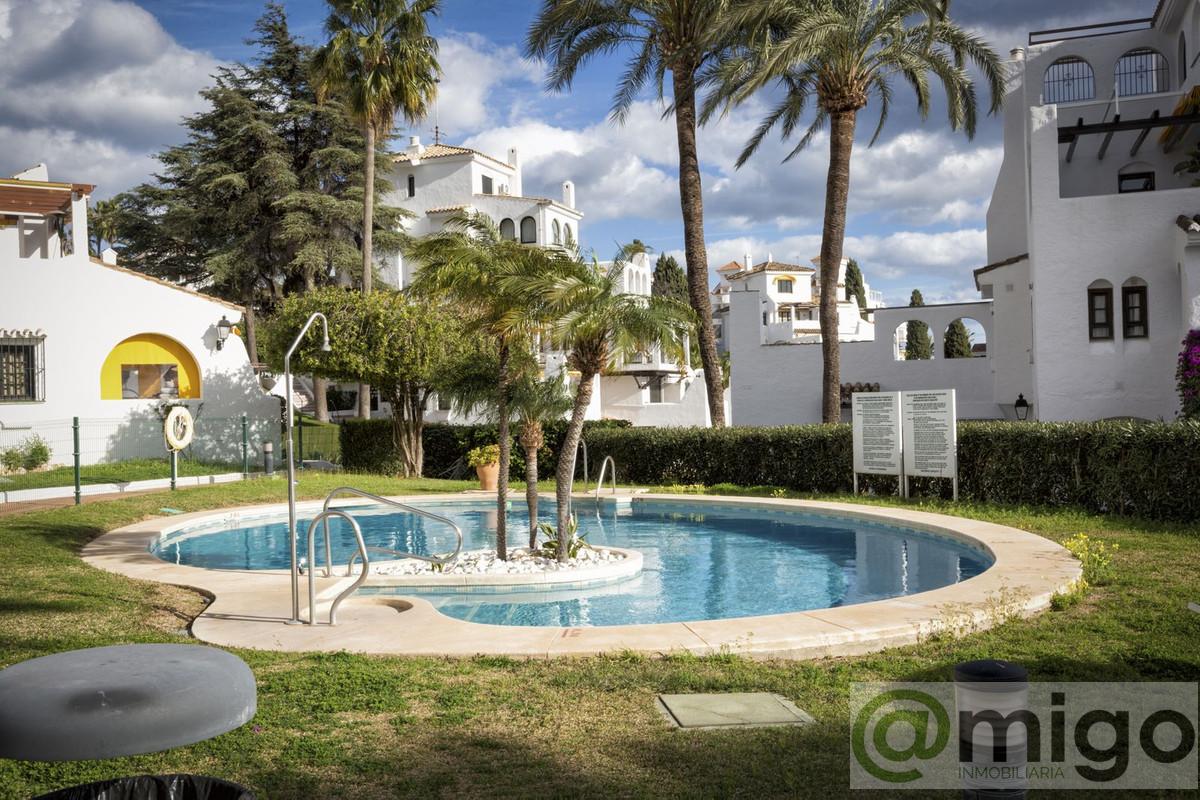 For sale of apartment in Marbella