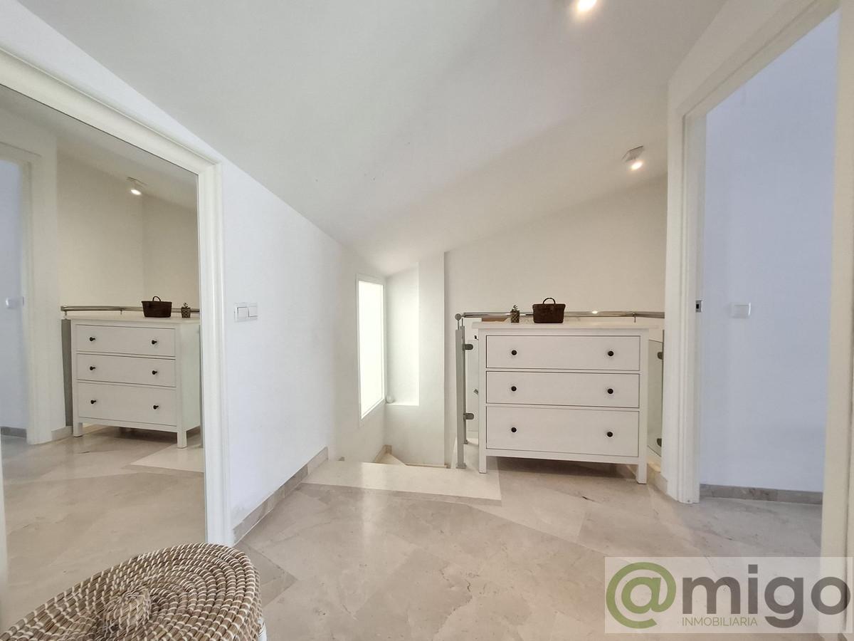 For sale of apartment in Marbella