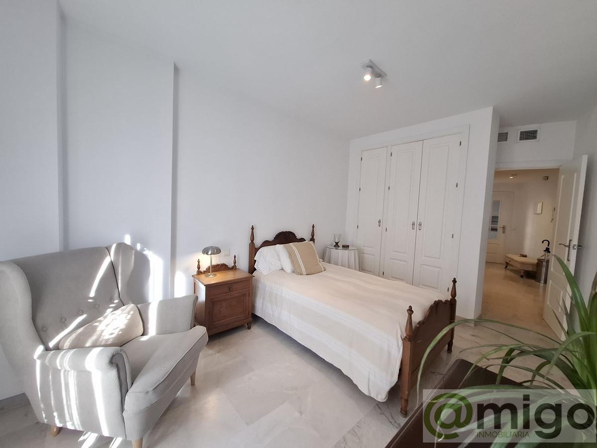 For sale of apartment in Marbella