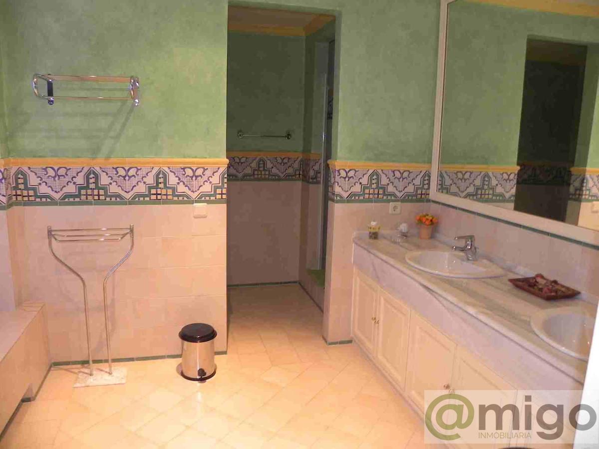 For sale of villa in Marbella
