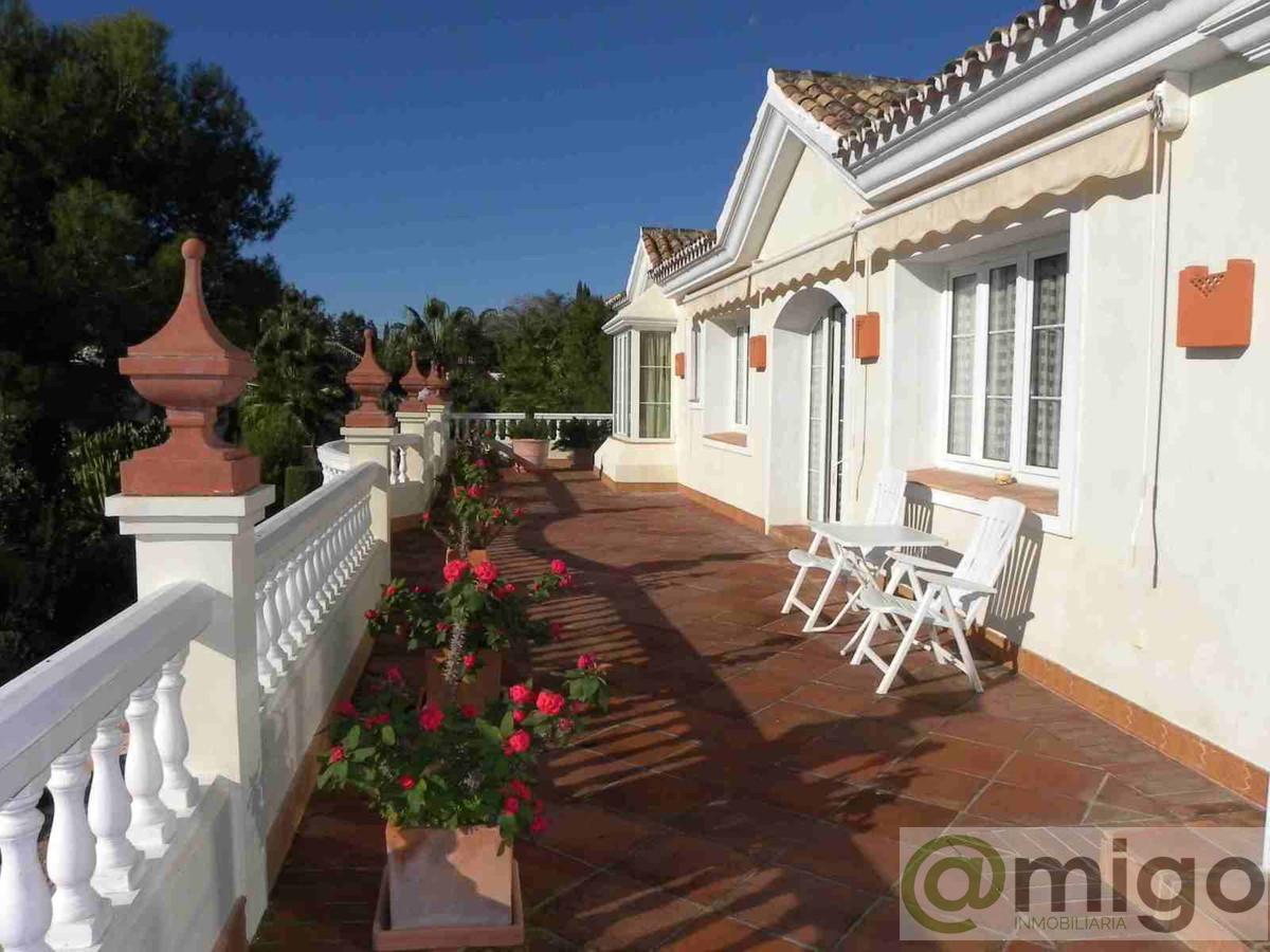 For sale of villa in Marbella