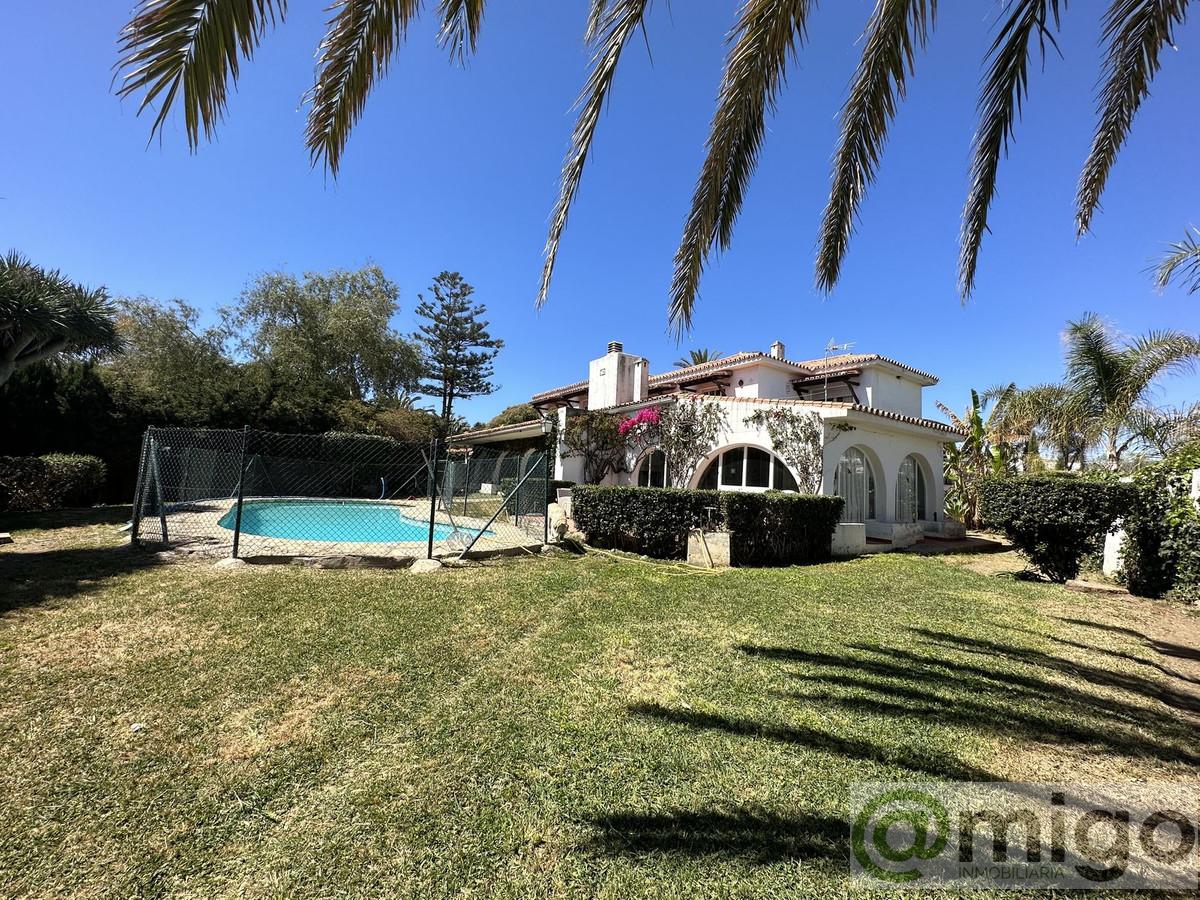 Продажа от

 Виллa на Estepona