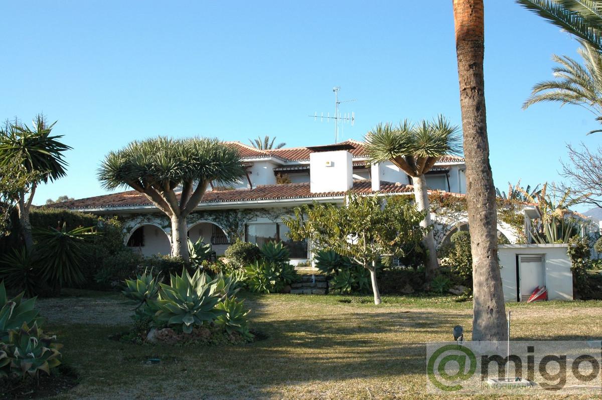Venta de villa en Estepona