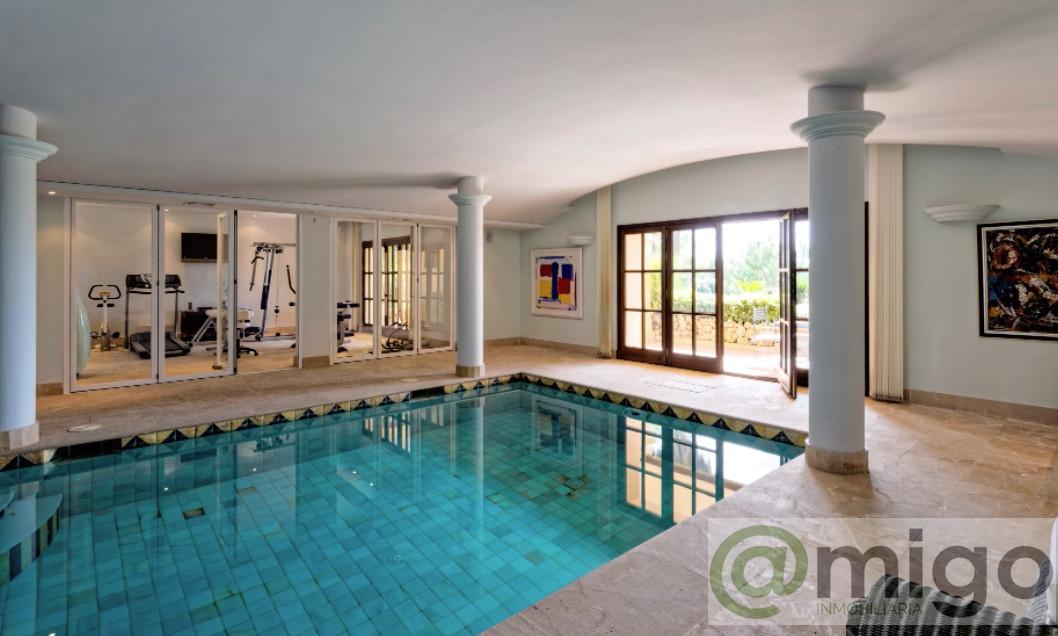 Продажа от

 Виллa на Marbella