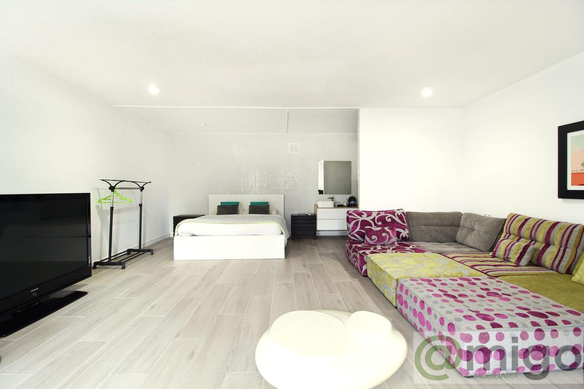 Venta de villa en Atalaya