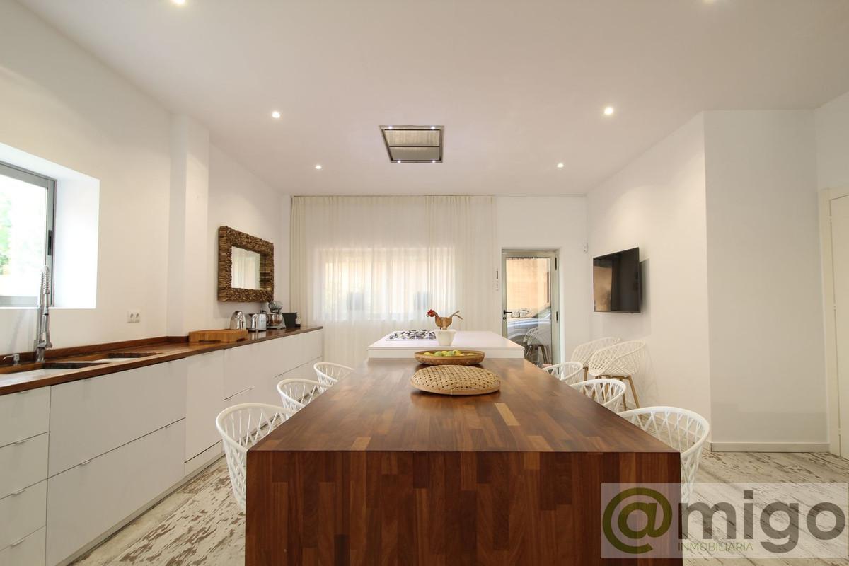 Venta de villa en Atalaya