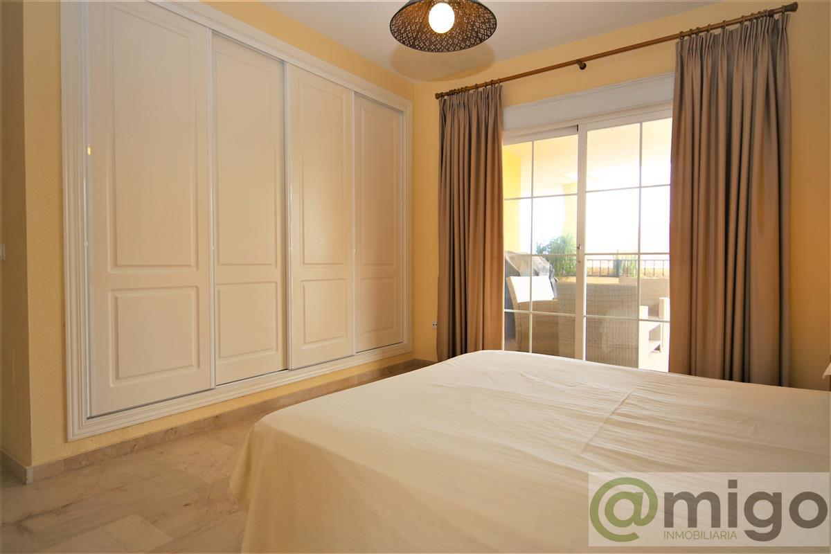 Venta de Ático en Estepona