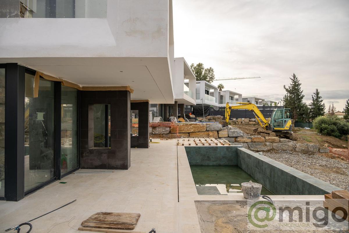 Venta de villa en Valle Romano